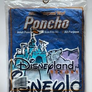 Vintage Disneyland Resort Poncho Waterproof Vinyl One Size Fits All Adult NEW